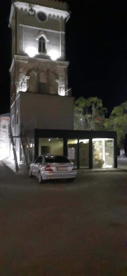 Boutique Hotel Pʼotʼi Esterno foto