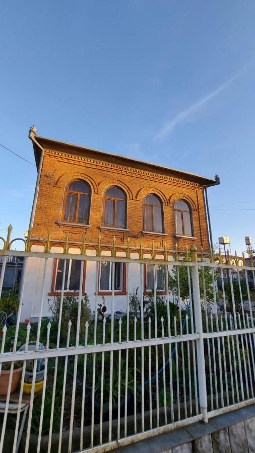 Boutique Hotel Pʼotʼi Esterno foto